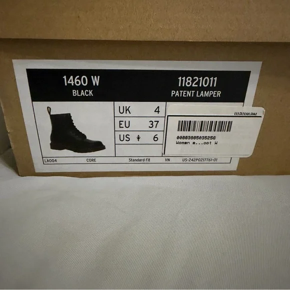 Dr.Martens/1460 Patent Lamper Lace up Boots/Womens/Size: 6 - Picture 15 of 16